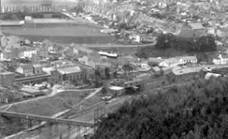 Ffaldau Colliery in 1986 during demolition. This photo was taken from the Braich y Cymer side of the valley from halfway up the mountain.